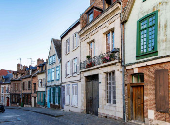 Avantages et inconvénients d'une maison individuelle et d'une maison mitoyenne